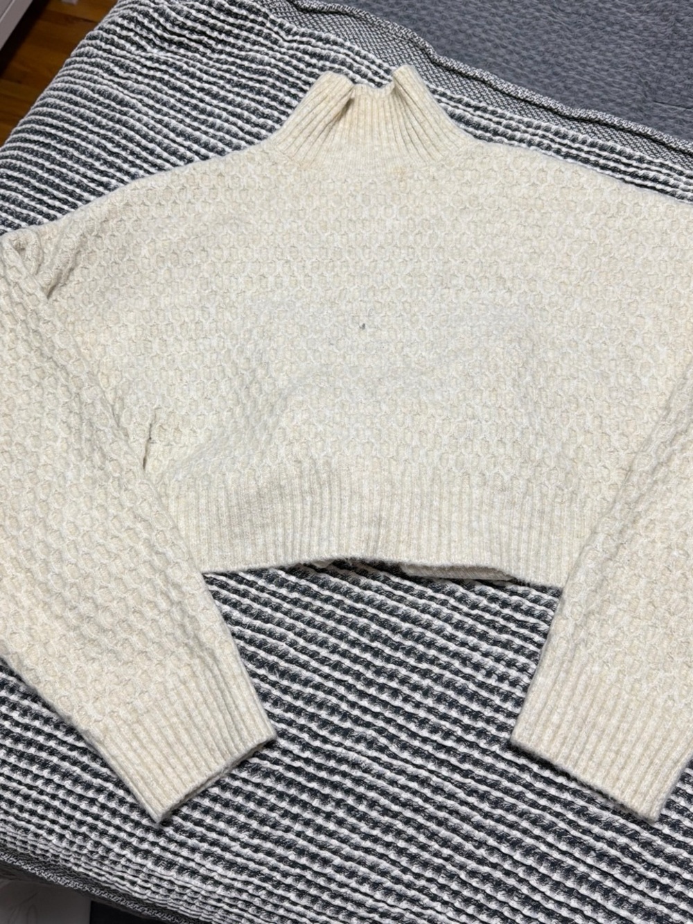 Zara Cream Cable-Knit Cropped Turtleneck Sweater